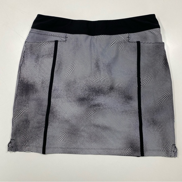 adidas Dresses & Skirts - Adidas Golf Skirt Stripes Abstract Athletic Skort Shorts Pockets Mini Small